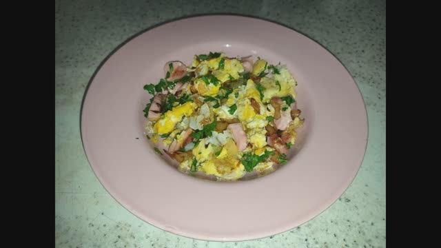 Яичница из 3-х видов яиц смотреть онлайн