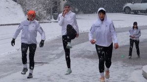 Алматинцы готовятся к марафону в десятиградусный мороз. В чем секрет зимних пробежек?