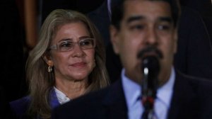 Лукашенко: жене Мадуро предлагали остаться в Венесуэле