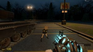 Garri's Mod  Девушки и танки ! Играем  с Катюшей!