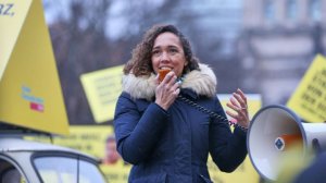 Лидер немецкой СвДП пообещала побриться налысо в случае проигрыша на выборах