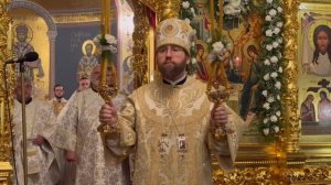 МИТРОПОЛИТ ИГНАТИЙ СОВЕРШИЛ НОЧНОЕ РОЖДЕСТВЕНСКОЕ БОГОСЛУЖЕНИЕ В СВЯТО-ТРОИЦКОМ КАФЕДРАЛЬНОМ СОБОРЕ