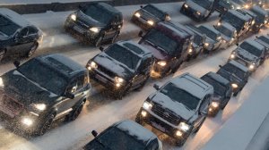 Актеры из сериала "Солдаты" оказались в снежной ловушке под Ярославлем