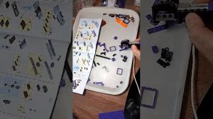 Собираю лего Гарри Поттера часть 2, так как у меня вылетело из трансляции