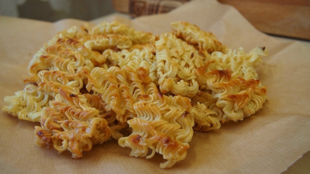 Рамён ттан (라면땅) — сладкие хрустяшки — любимая детская закуска — 50 оттенков рамёна: выпуск 23