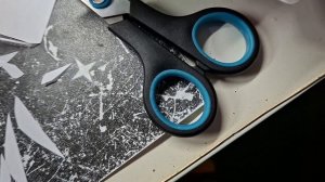 Как сделать снежинки ❄️