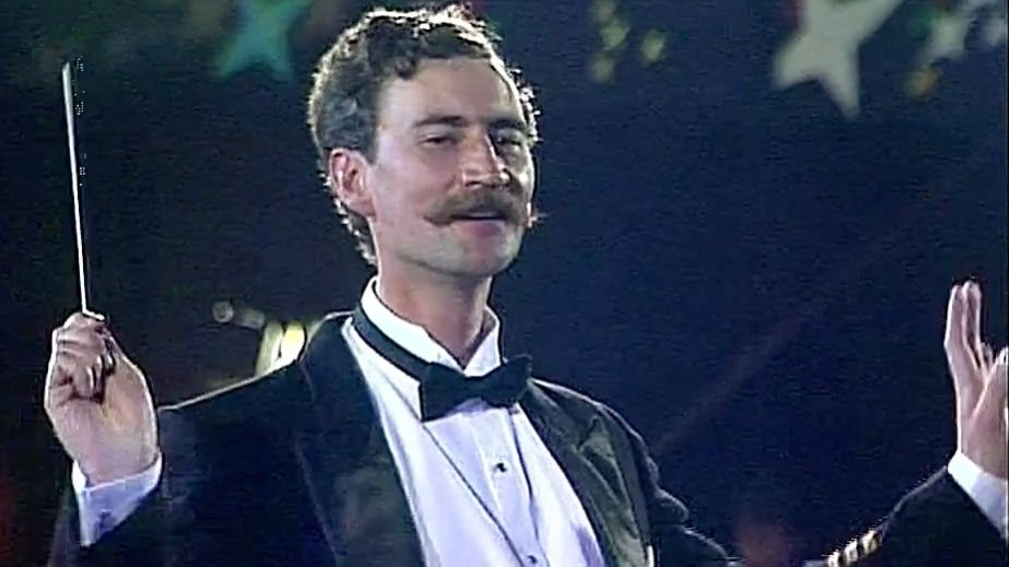 В чем оригинальность Адмиралтейского военно-морского оркестра? смотреть онлайн