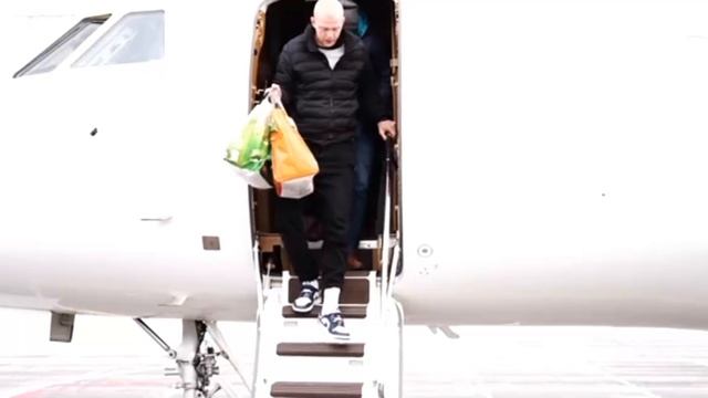 Российский баскетболист Даниил Касаткин вернулся в Россию после обмена смотреть онлайн