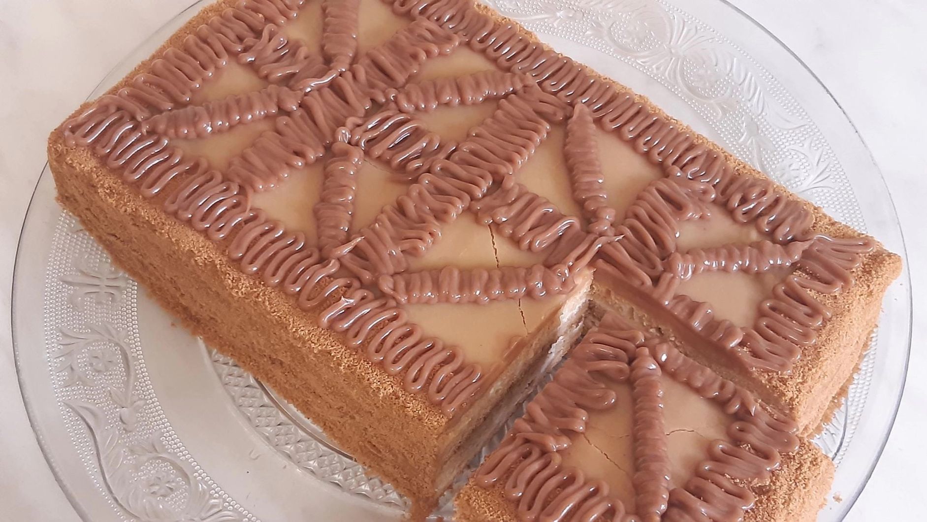 МЕДОВИК КАРАМЕЛЬКА Торт ТАКОЙ ВКУСНЫЙ, ЧТО БУДЕТЕ ГОТОВИТЬ КАЖДЫЙ ДЕНЬ! смотреть онлайн