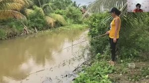 На крючке: девушка и её трофейные сомы