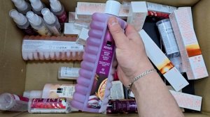 📦Распаковка заказа по 01/2026 каталогу Avon. Я получил фен!