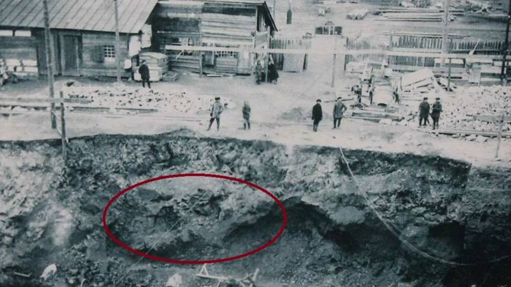 В Соль-Илецке , в слои соли обнаружили великана смотреть онлайн