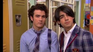 отрывок из фильма братья Джонас