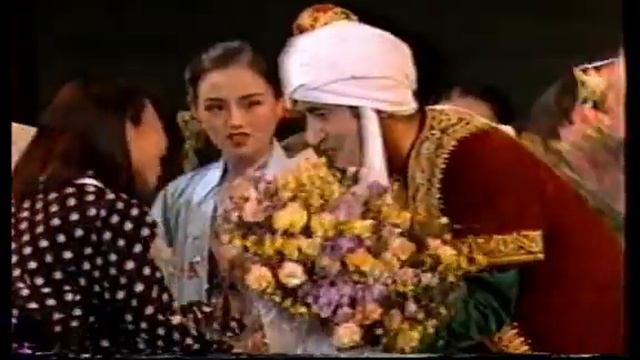 Ҷӯрабек Муродов - Месароям ман суруди сулҳро бо хуни дил смотреть онлайн