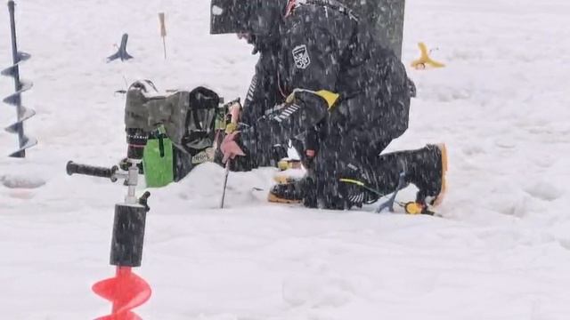 Спортзона.Поимка Форели смотреть онлайн