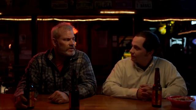 🎬 "Разговор в баре"

⭐️ Наш рейтинг: 8/10