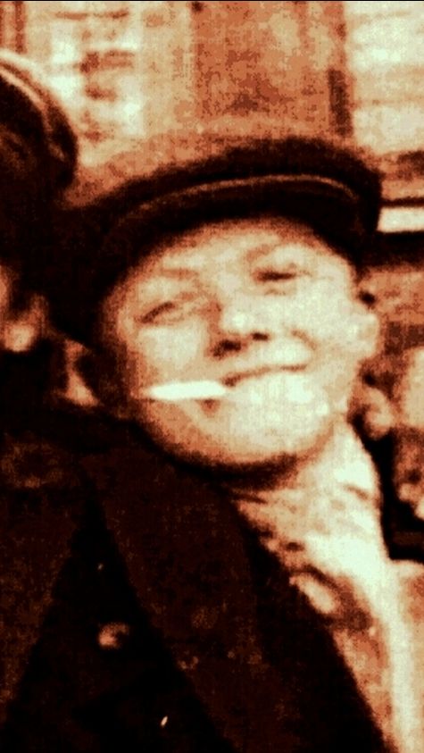 Зачем сидеть, грустить по вечерам!