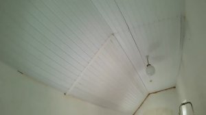 Ремонт стены - Восстановление отпавших панелей ПВХ.