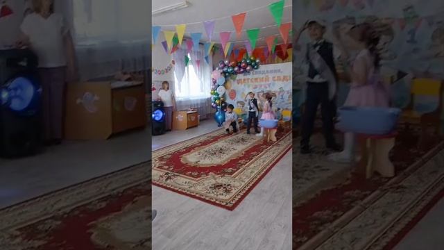 Выпускной 2025 детский сад Светлячок Карасёво смотреть онлайн
