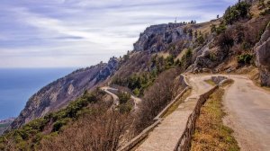 Дорога из Судака в Ласточкино гнездо 2023