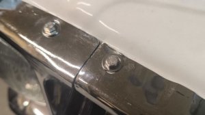 Упрощаю работу с Волгой. оформление рабочей зоны. замена болтов на хром решетке.