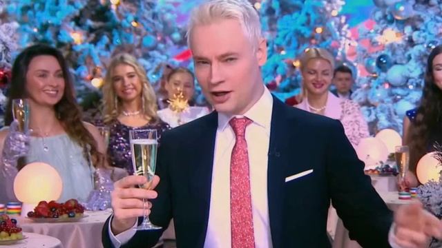 С Новым годом!!! смотреть онлайн