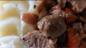 МЯСО Тушеное с ОВОЩАМИ  Очень ВКУСНО! Его всегда мало