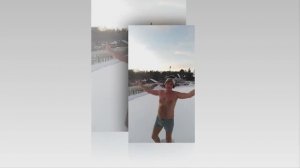 Голый в снегу!