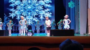 Первое выступление Даши на сцене