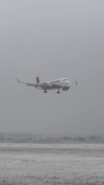 Помеха слева