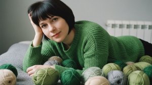 Переделка старого пуфика , разбор пряжи .