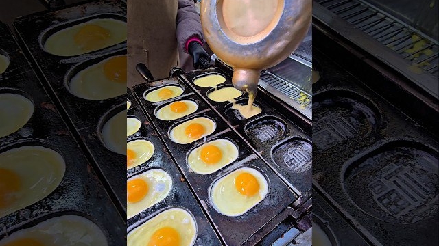 горячие бутерброды с кукурузой, сыром и яйцом