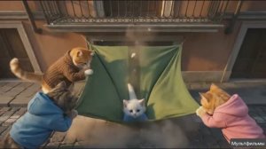 Мультфильм. Котята с мамой спасли котенка.
