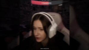 Эдит про сосиску ((эдисон) видео не мое)