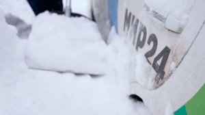 Лукашенко, сотрудники «МИРа» и все граждане Беларуси вышли на расчистку снега