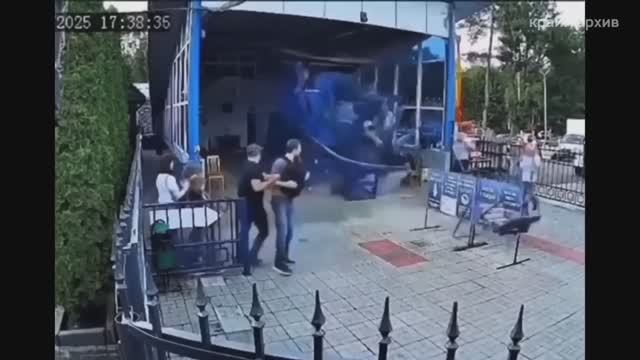 6 ужасающих кадров перед трогедией смотреть онлайн