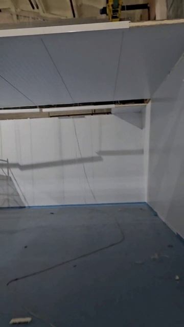 Огромное производство которое стоили год за 2 минуты.