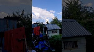 навожу чистоту  В водосточке от грязи водосточную систему из канализационных труб