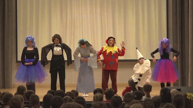 Спектакль "Буратино" смотреть онлайн