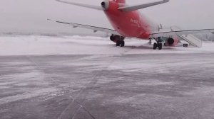 Проверку по факту инцидента с самолетом в Архангельске начала прокуратура