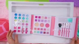 Лайк Крошки Настя пижамная вечеринка