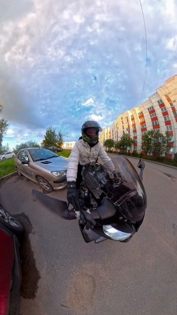 Я застегнул