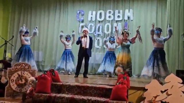 С Новым 2026 годом!!!! «Зимний сон». Исполняет В. П. Тарасюк и коллектив «Маки». 🥀🥀🥀❄️❄️❄️