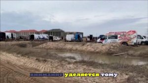 На пляжах Анапы группа водителей устроила массовые заезды на мототехнике