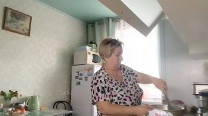 Тушу мясо с картошкой,и пеку блины👍🌲🌲🌲