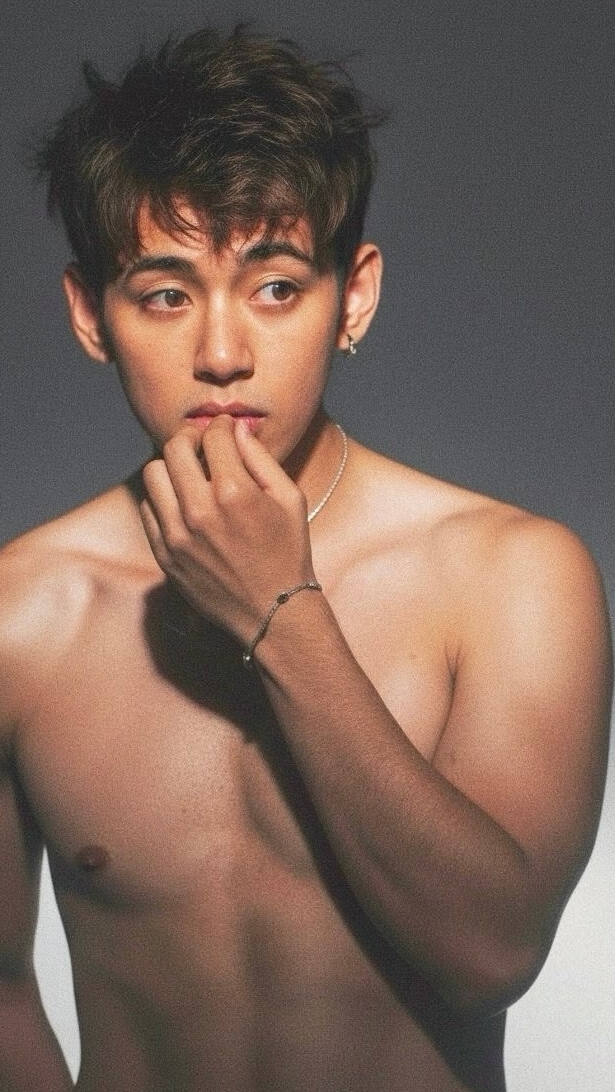 New V ✌️ bts смотреть онлайн