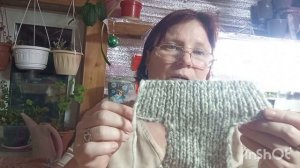 9-01-2026. Жизнь в деревне.Нажарила блины, сходила прогулялась.Связала  шапки, собачкам.