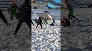 Пер.во области по зимнему регби в Калининграде на ст.им.Шуляковского.
Любителя. Финал