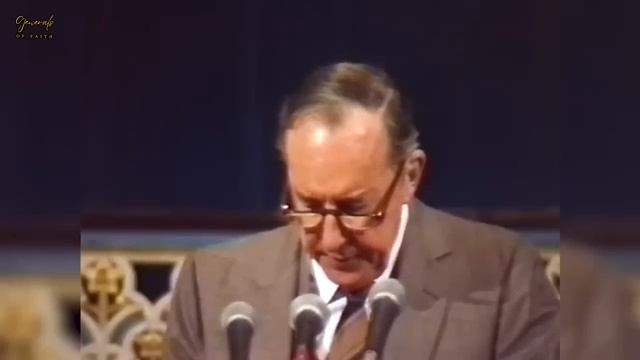 СВЯТОЙ ДУХ И ДЕМОН В ОДНОМ ЧЕЛОВЕКЕ? смотреть онлайн