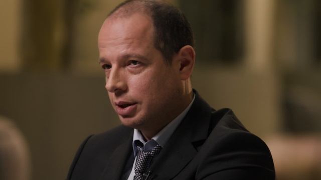 Лауреат премии «ВЫЗОВ» 2025 в номинации «Прорыв» Илья Ямпольский